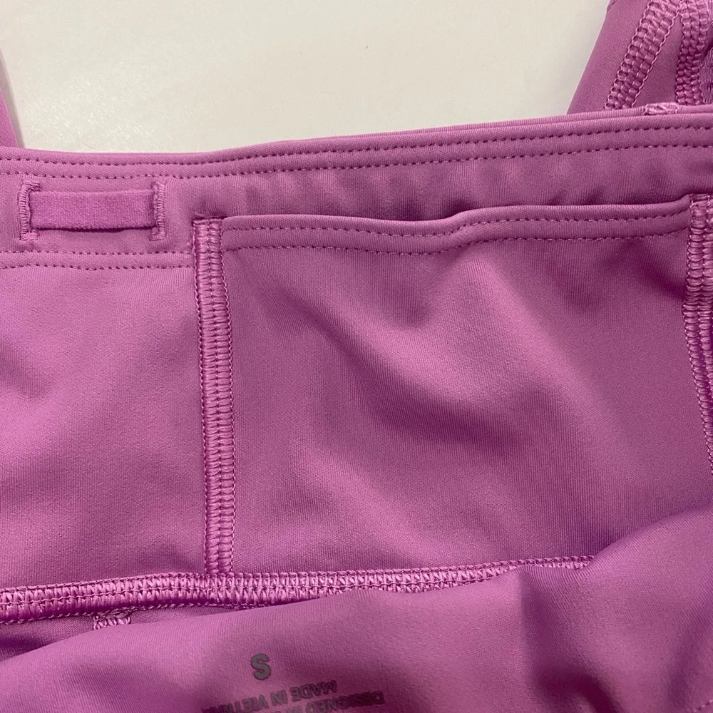 Athleta Mesh Contender Capri in Violet Blush Multiple Zipper Pockets‎ Size S